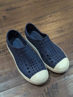 Native Navy Kids Shoe